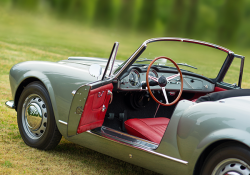 Restauration voiture ancienne près d'Orléans